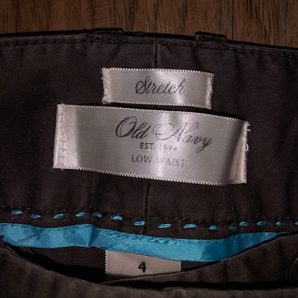 Old Navy Womens Brown Shorts - Picture 2 of 2